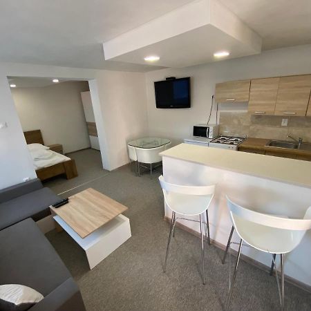 Ard Apartments - Левице Екстериор снимка