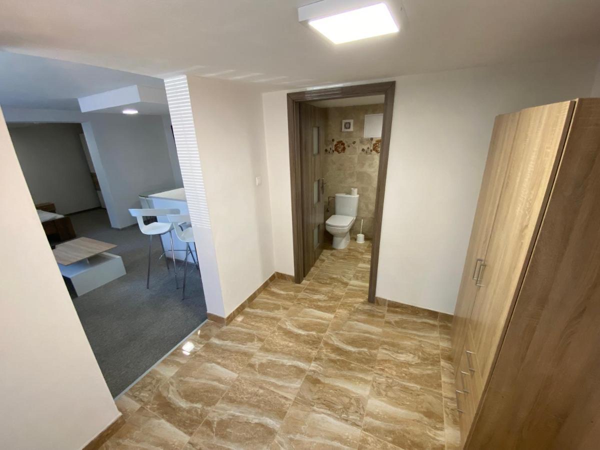 Ard Apartments - Левице Екстериор снимка